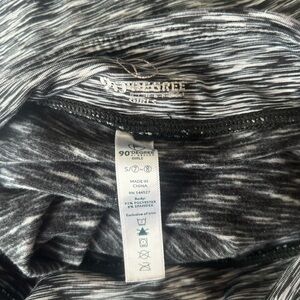 90 Degree By Reflex Black and White leggings